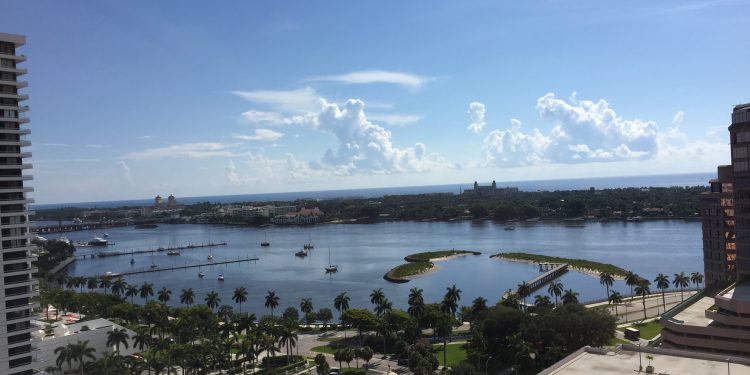 Town of Palm Beach is the Wealthiest in County