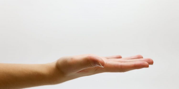 Town of Palm Beach Manager Makes Plea for No Layoffs