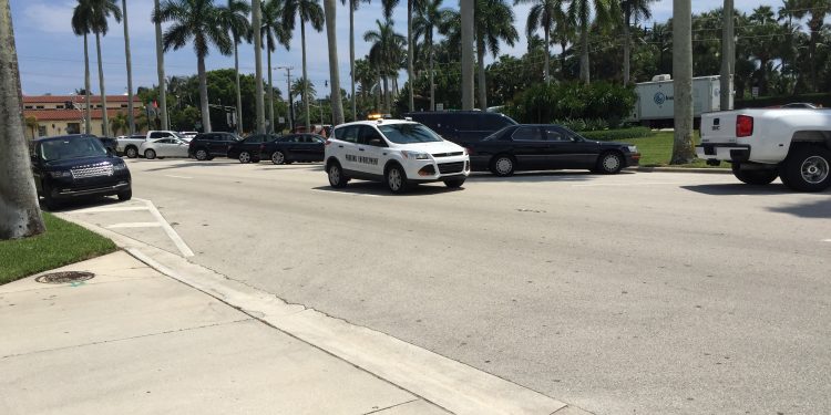 Palm Beach Historical Shopping District Speed Limit Slowed to 25mph