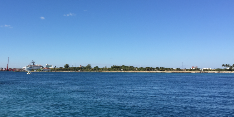 Floating Docks Coming To The Town of Palm Beach