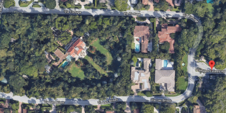 Pre-auction Reception in The Town of Palm Beach